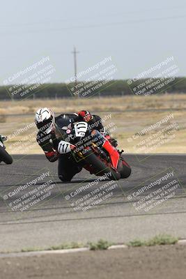 media/Sep-07-2024-Pacific Track Time (Sat) [[9bb89f5e83]]/A group/Phone Wall Paper 1000am/
